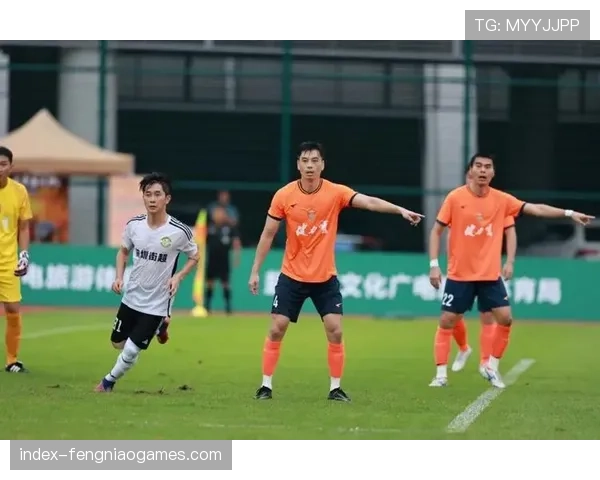 【2026年4月中超联赛·非赛事·群众体育中超俱乐部联合发起社区足球公益项目，覆盖百所偏远地区小学